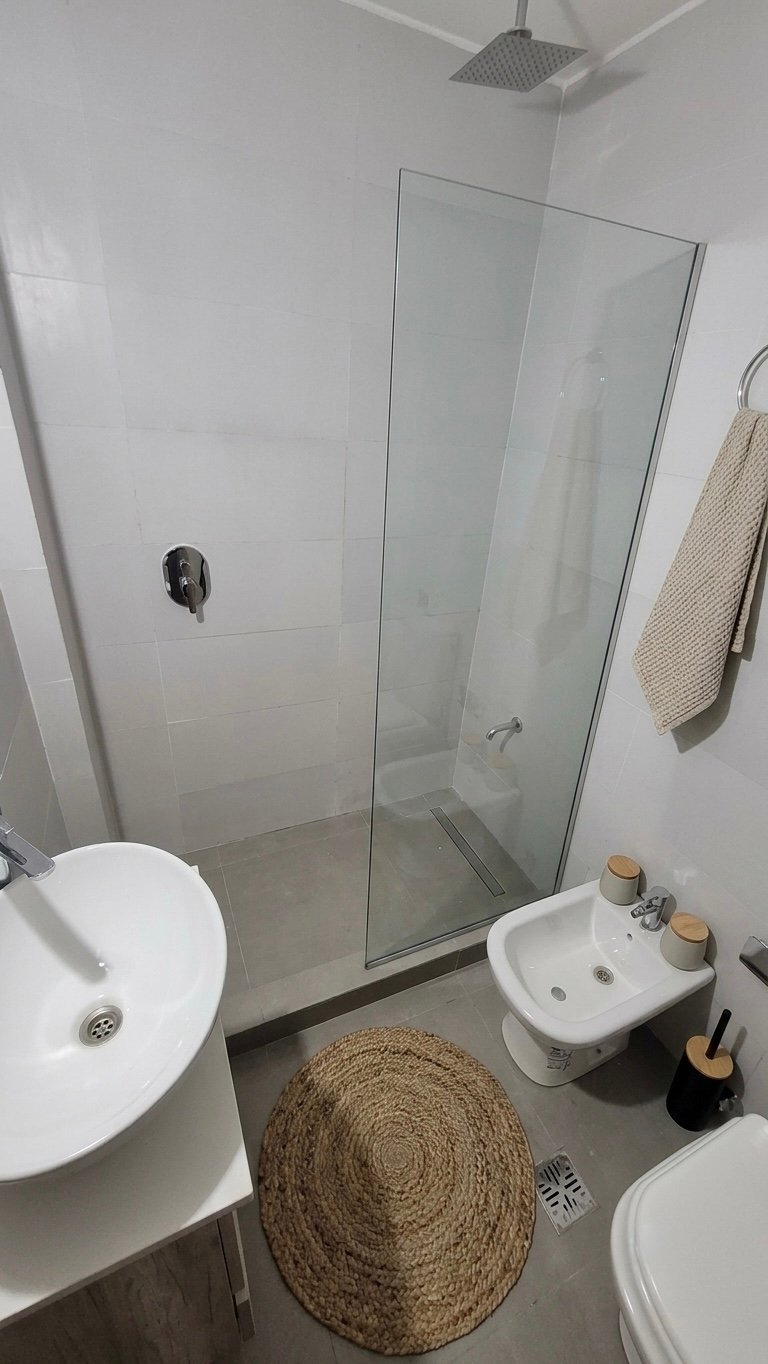 Baño decorado digitalmente
